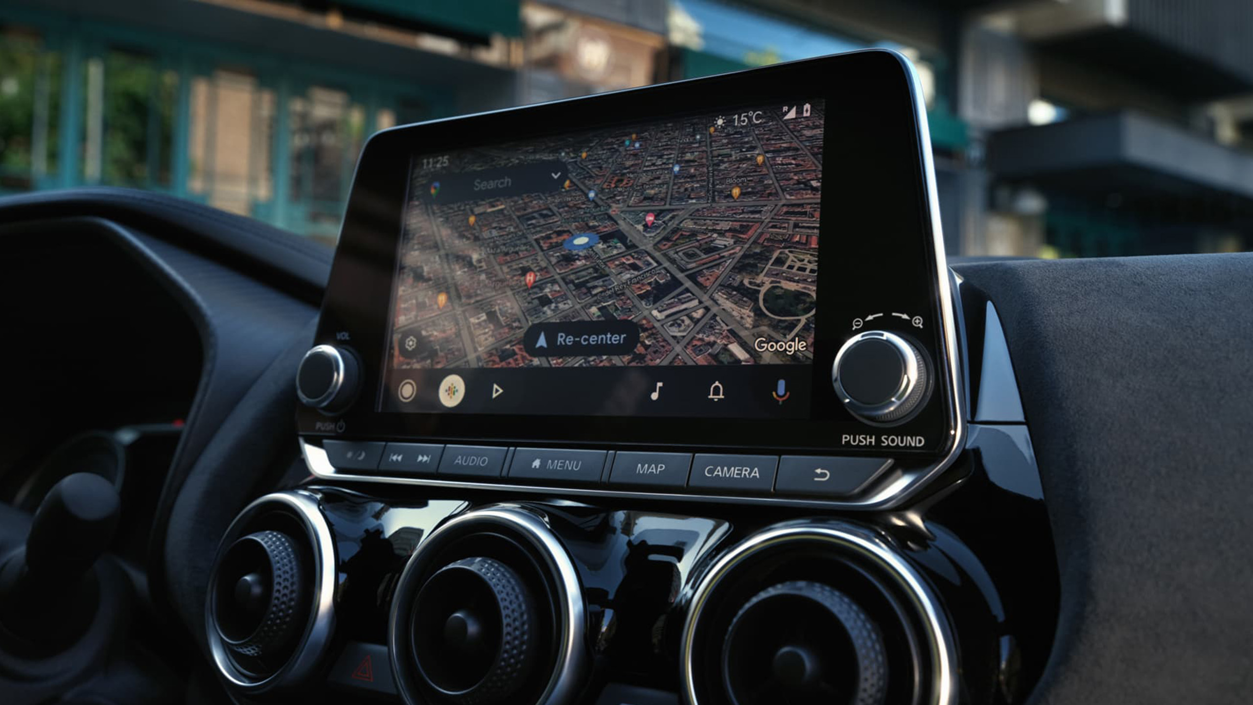 Foto interiéru vozu Nissan Juke 2023